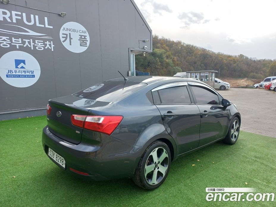 Kia Pride 3rd Gen фото 3