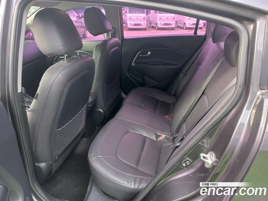 Kia Pride 3rd Gen фото 10