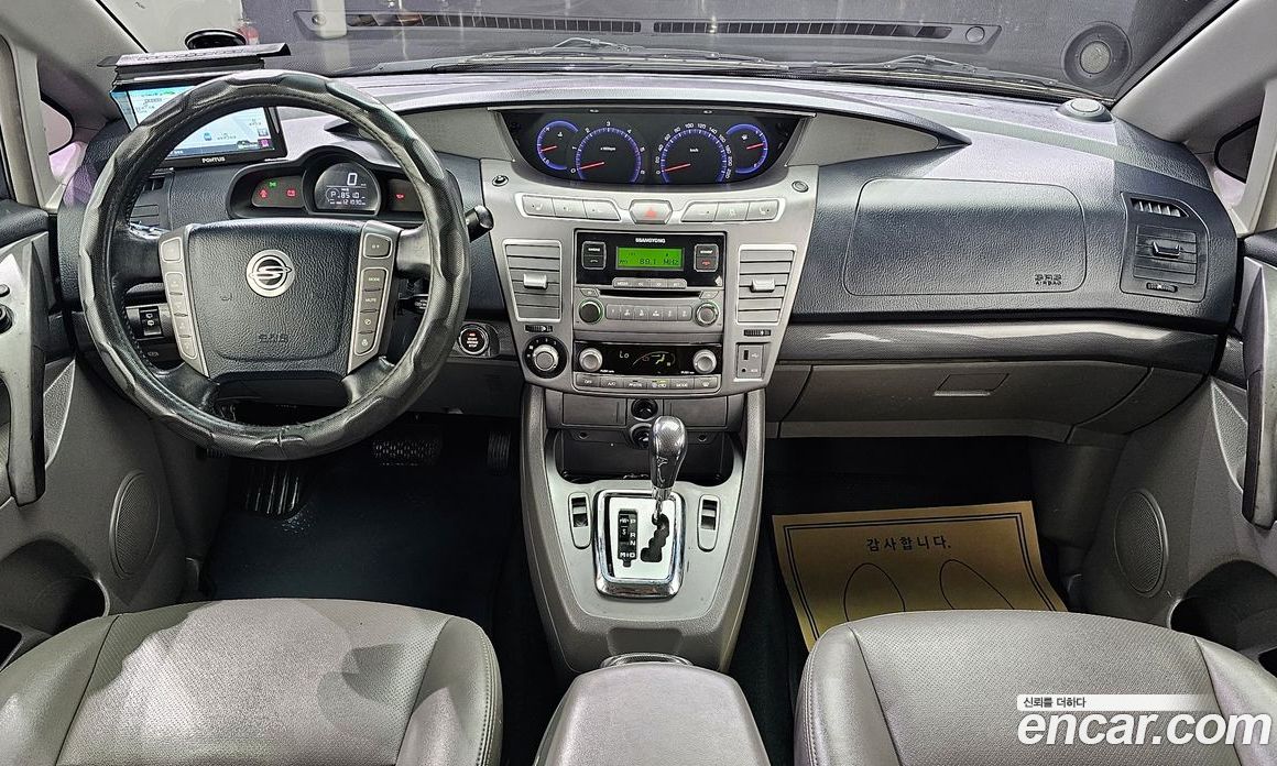 SsangYong (KG Mobility) Korando Turismo фото 7