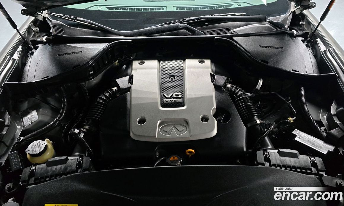 Infiniti M37 фото 6