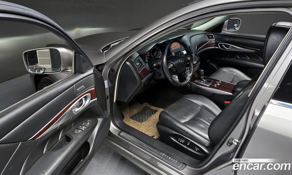 Infiniti M37 фото 11