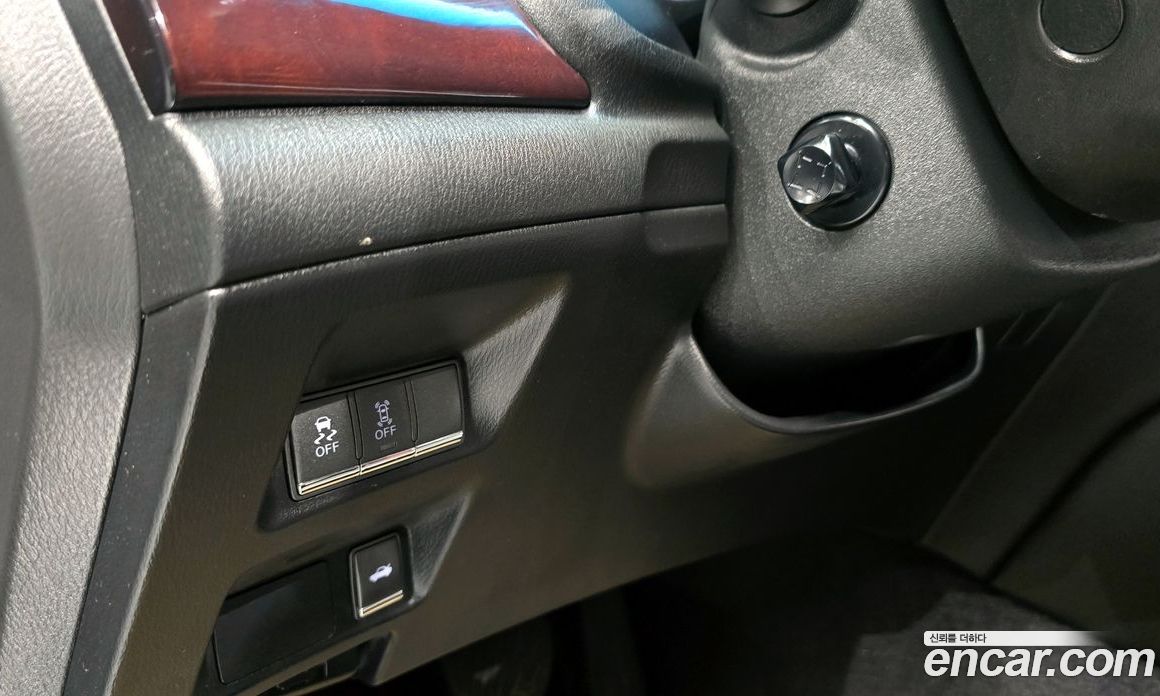 Infiniti M37 фото 14