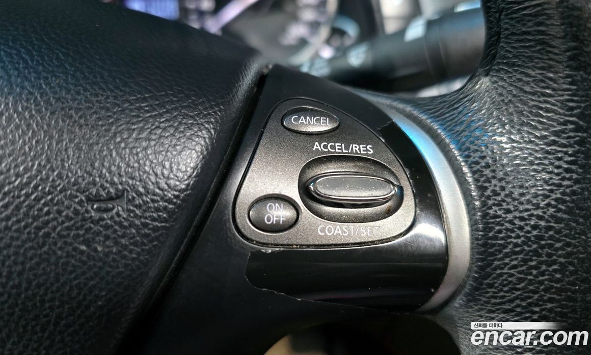 Infiniti M37 фото 19