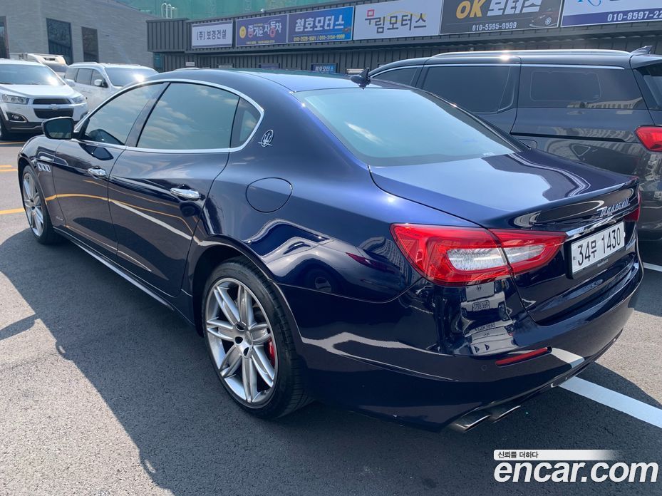 Maserati Quattroporte фото 4