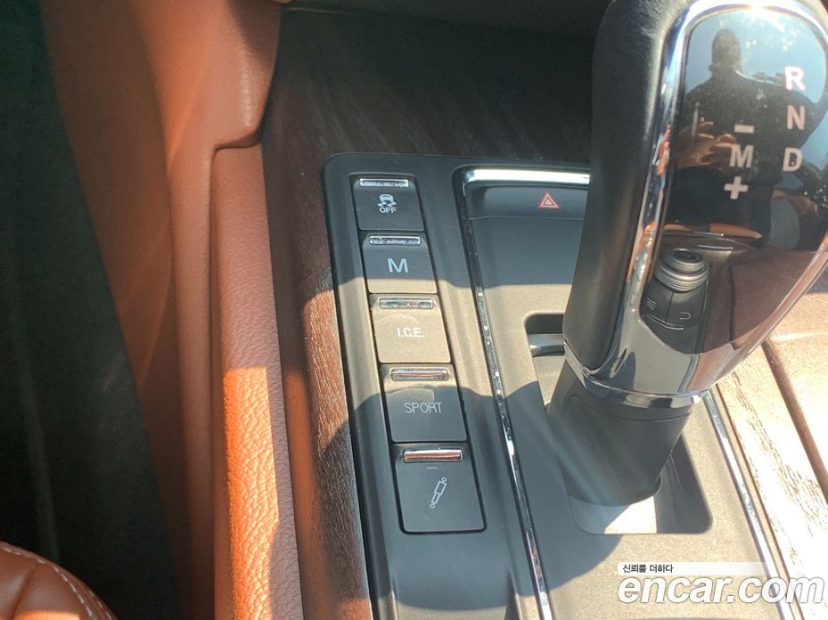 Maserati Quattroporte фото 13