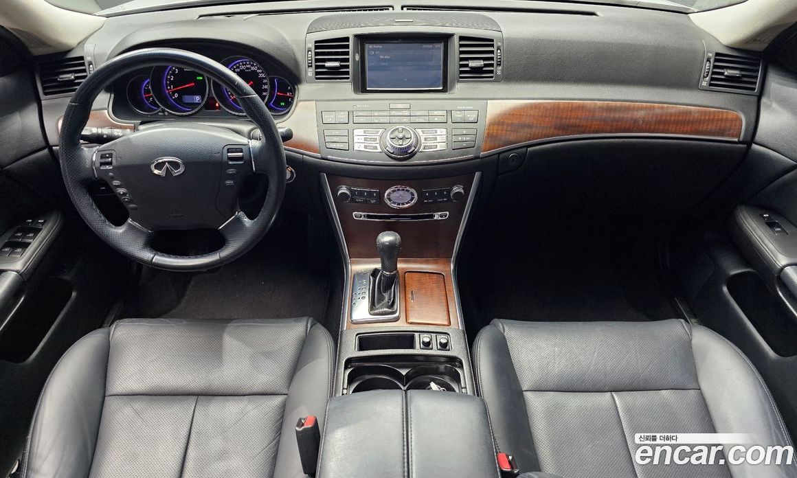 Infiniti M35 фото 7