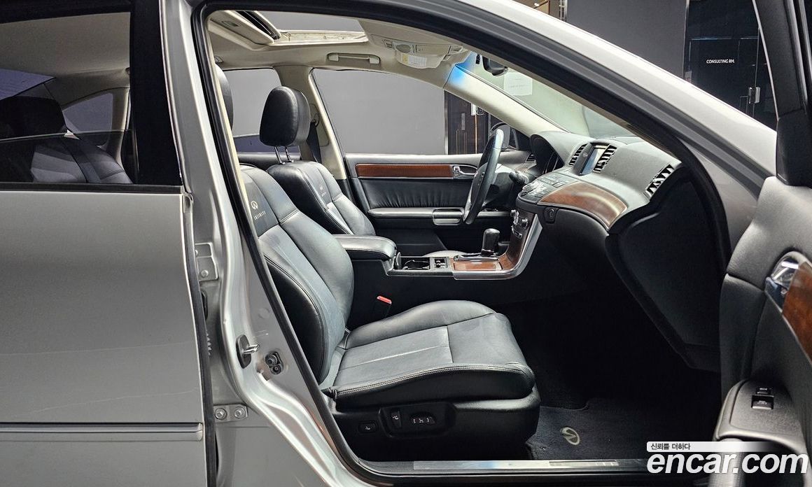 Infiniti M35 фото 10