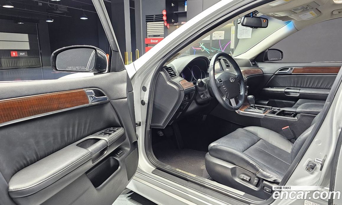 Infiniti M35 фото 11