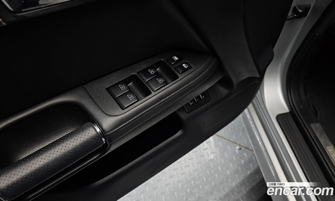 Infiniti M35 фото 16