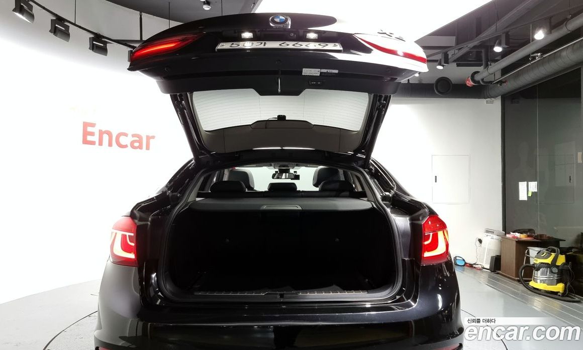 BMW X6 (F16) фото 20