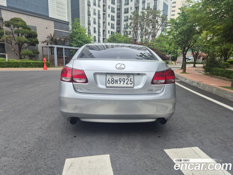 Lexus GS460 фото 4
