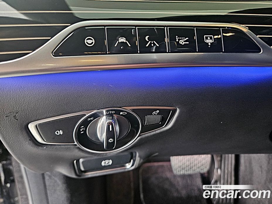 Mercedes-Benz S-Class W222 фото 12
