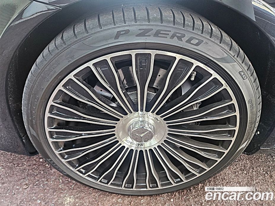 Mercedes-Benz S-Class W222 фото 14