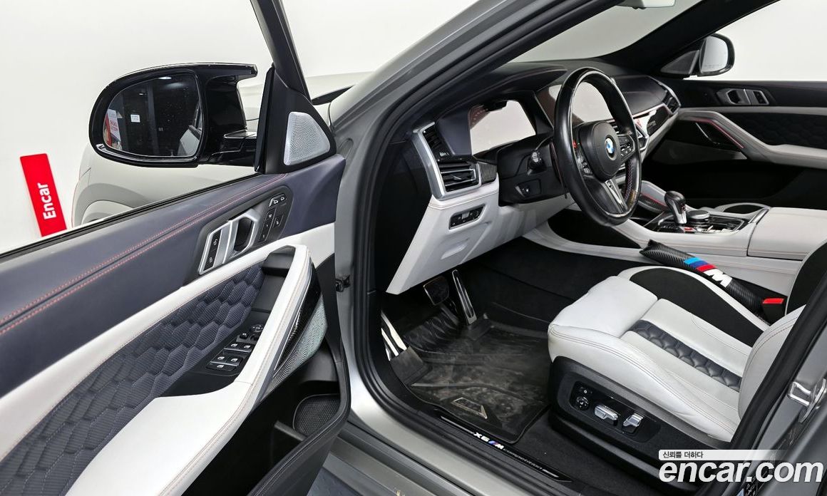 BMW X6M (G06) фото 10