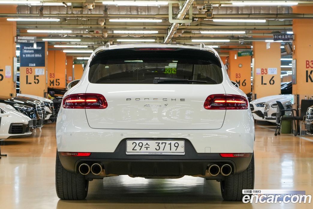 Porsche Macan фото 4
