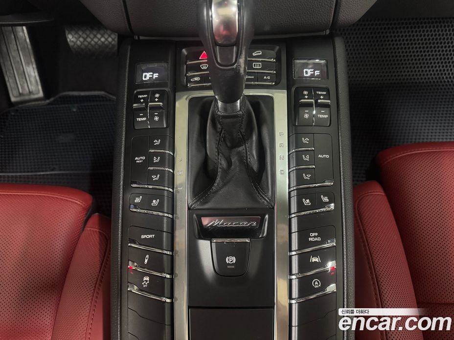 Porsche Macan фото 11