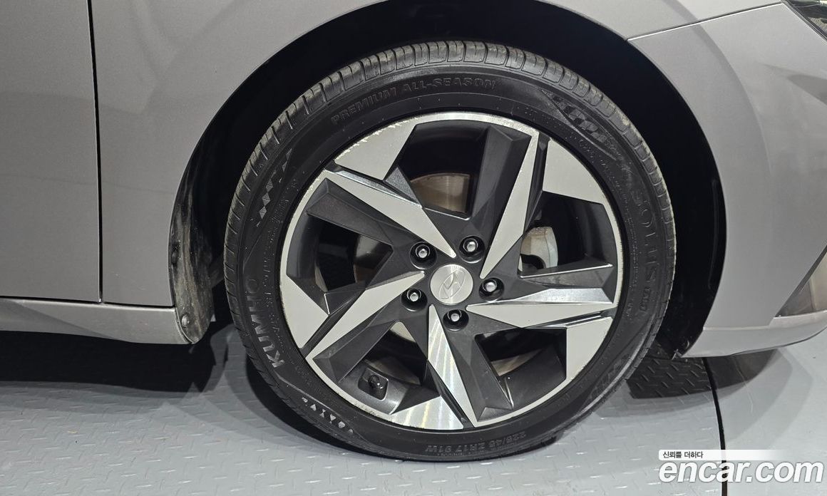 Hyundai Avante (CN7) фото 21