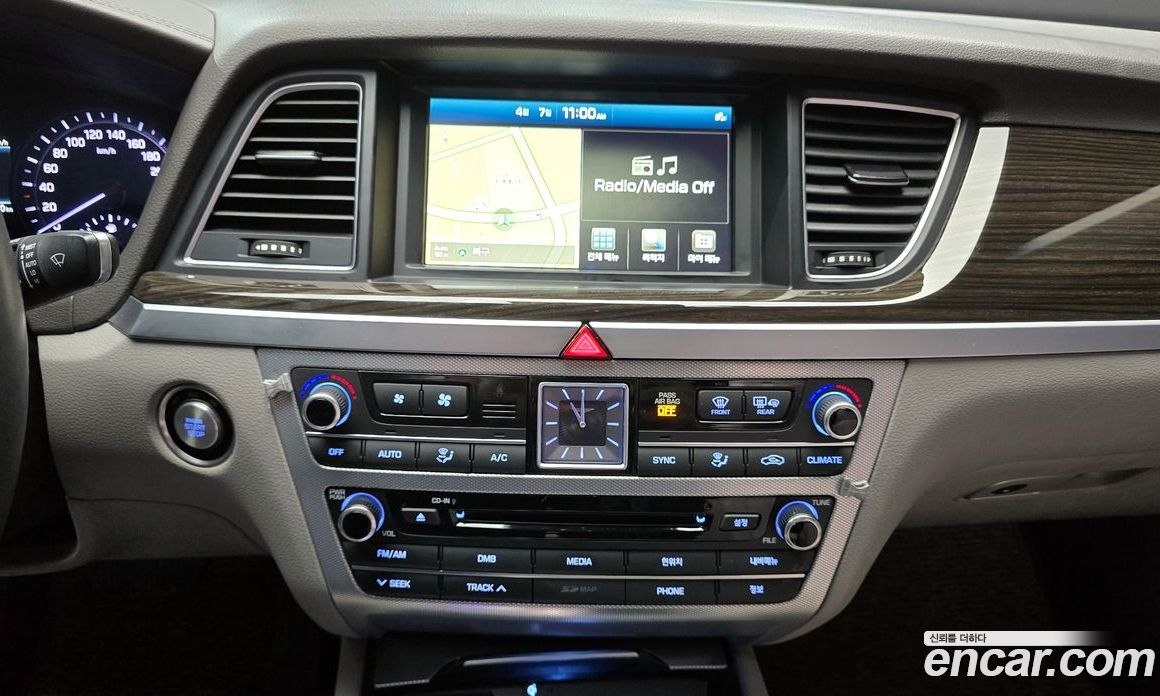 Genesis G80 фото 13