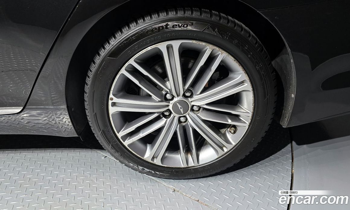 Genesis G80 фото 21
