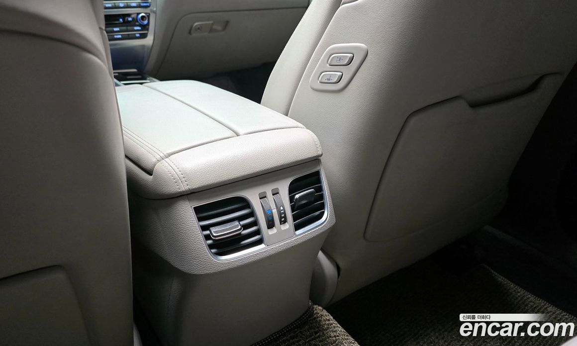 Genesis G80 фото 31