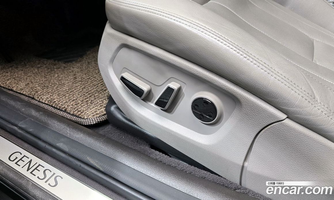 Genesis G80 фото 33