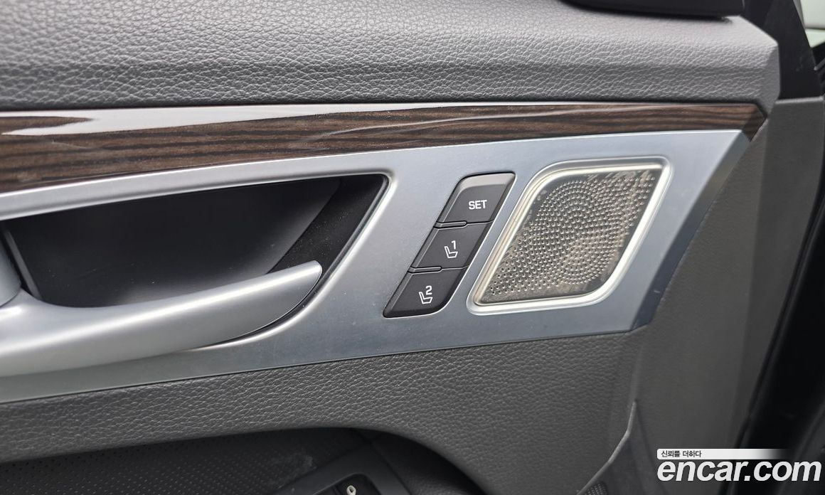 Genesis G80 фото 16