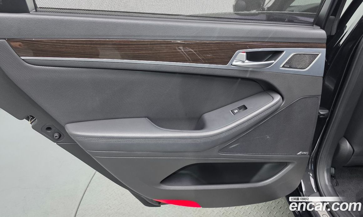 Genesis G80 фото 25