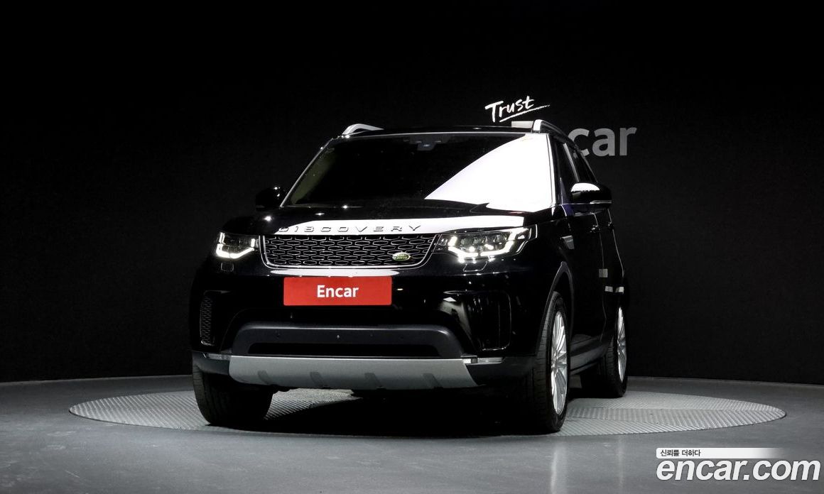 Land Rover Discovery 5 фото 3