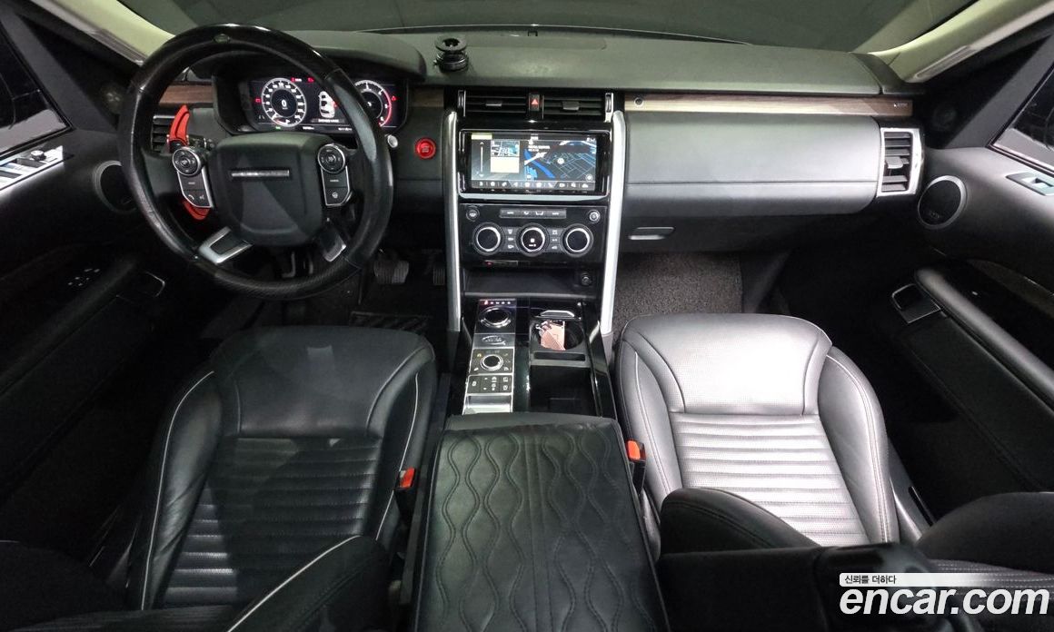 Land Rover Discovery 5 фото 7