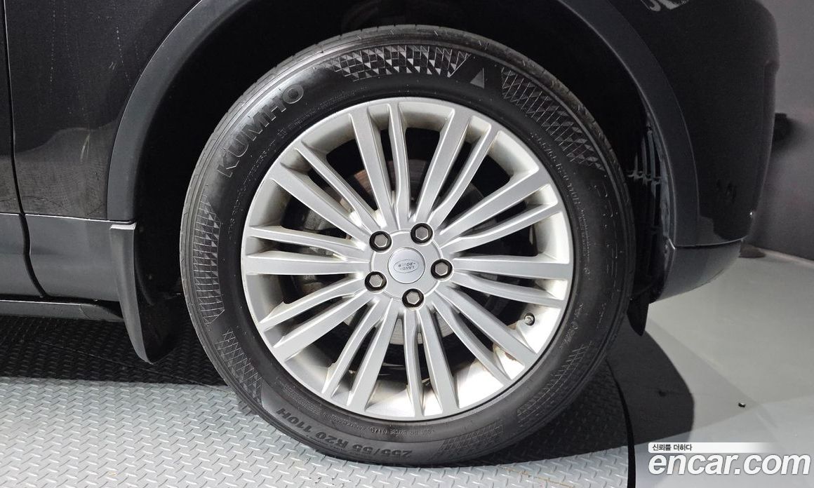 Land Rover Discovery 5 фото 21