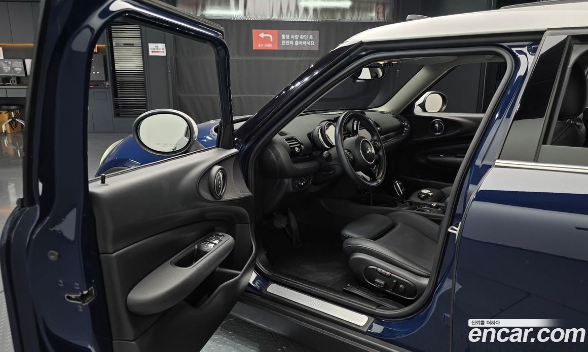 Mini Cooper Clubman D фото 10