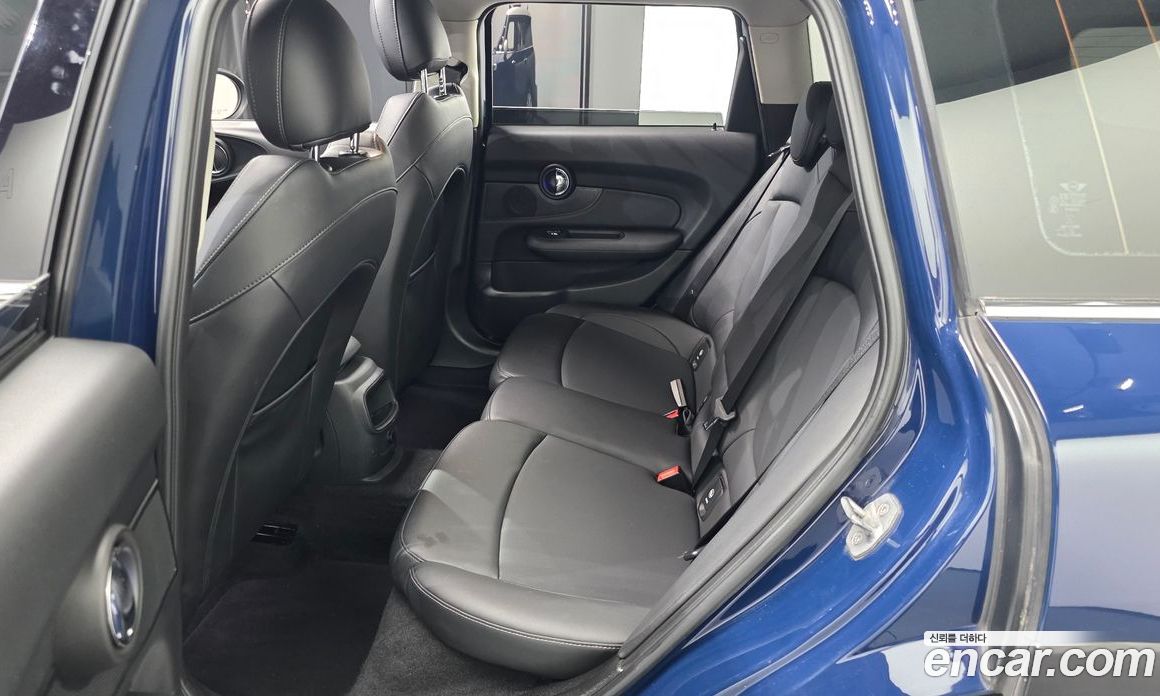 Mini Cooper Clubman D фото 26