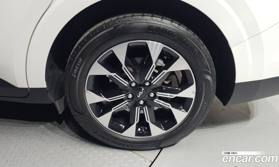 Kia Carnival 4th Gen фото 5