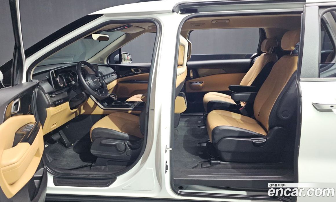 Kia Carnival 4th Gen фото 10