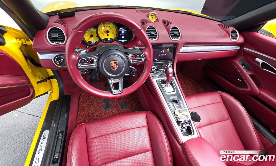 Porsche 718 Boxster фото 7