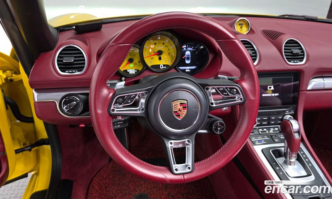 Porsche 718 Boxster фото 12
