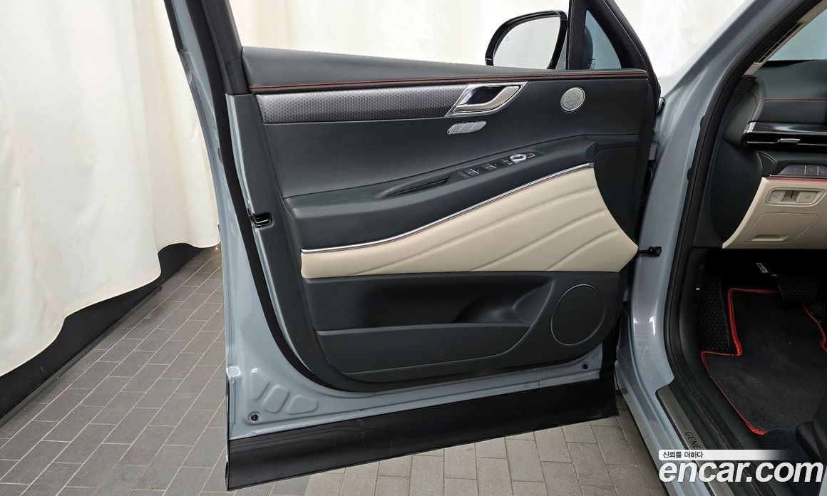 Genesis GV80 Coupe фото 24