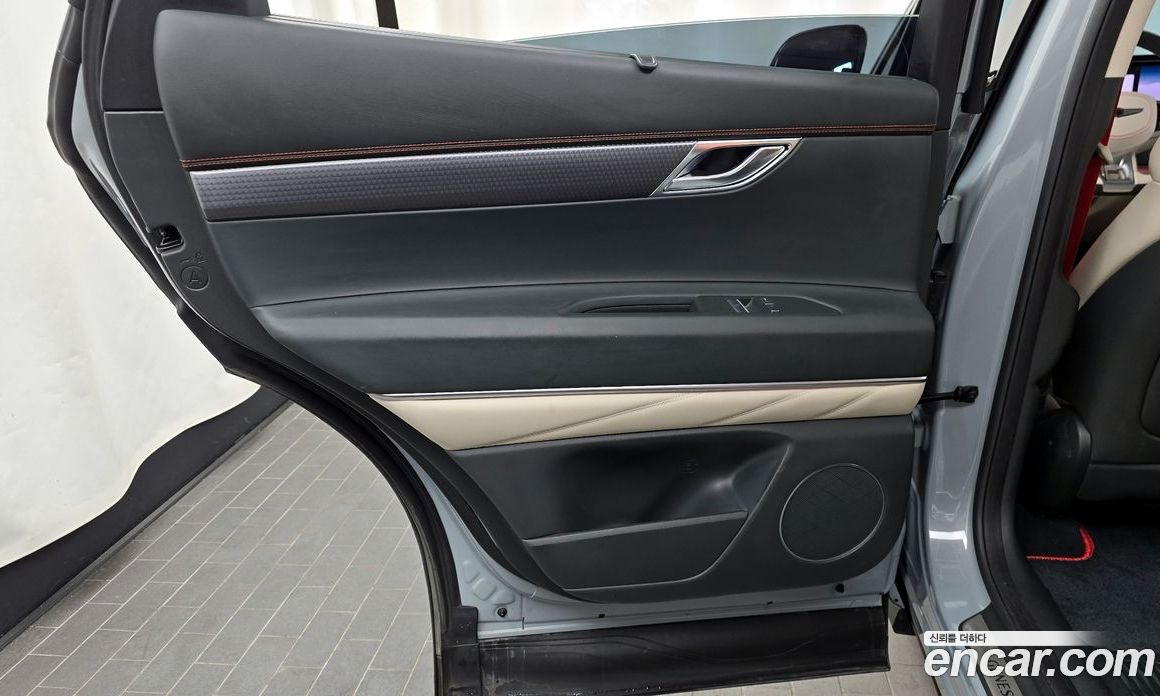 Genesis GV80 Coupe фото 25