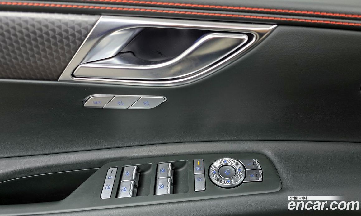 Genesis GV80 Coupe фото 30