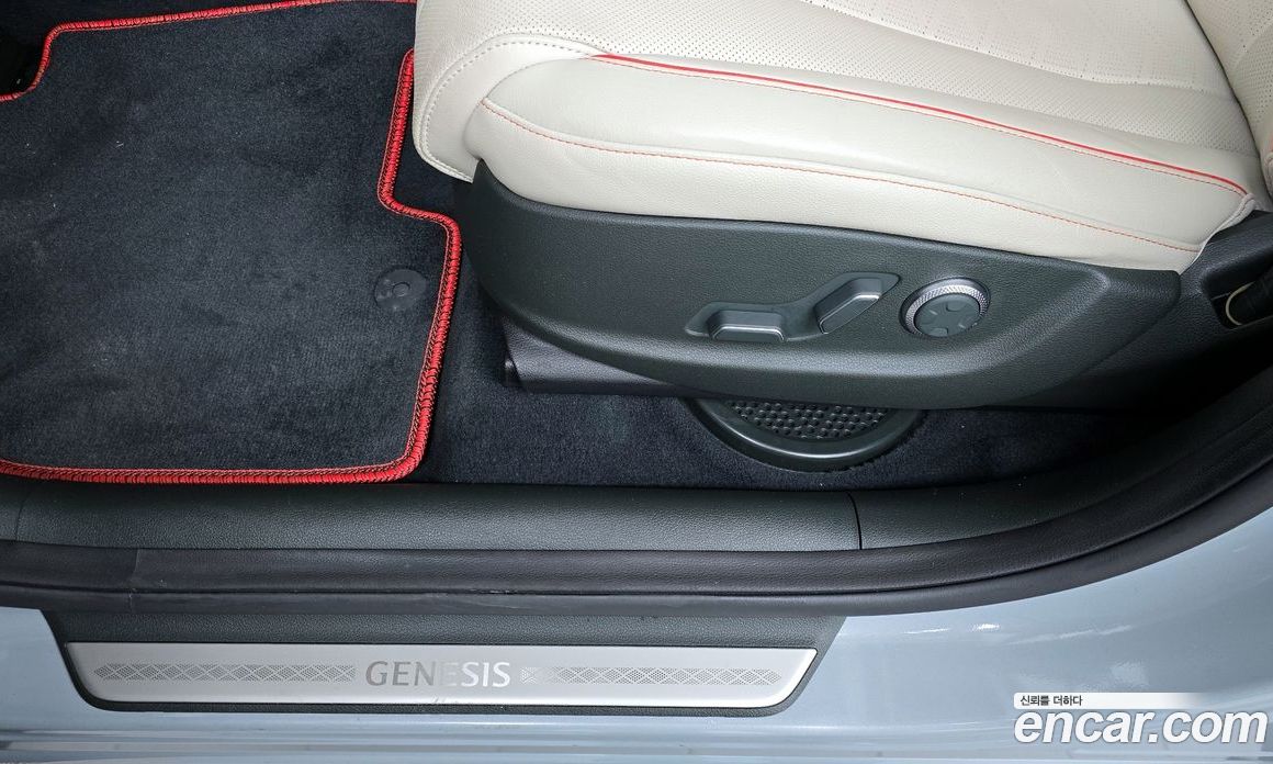 Genesis GV80 Coupe фото 31