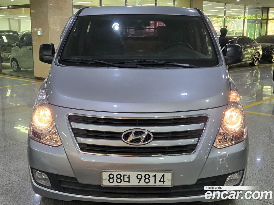 Hyundai Grand Starex фото 2