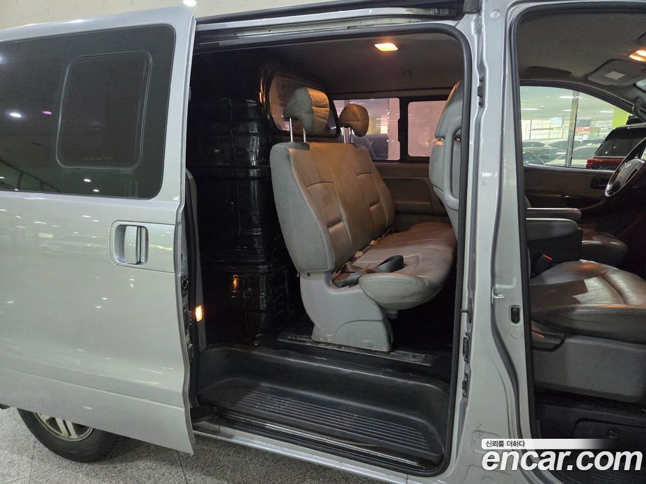Hyundai Grand Starex фото 8