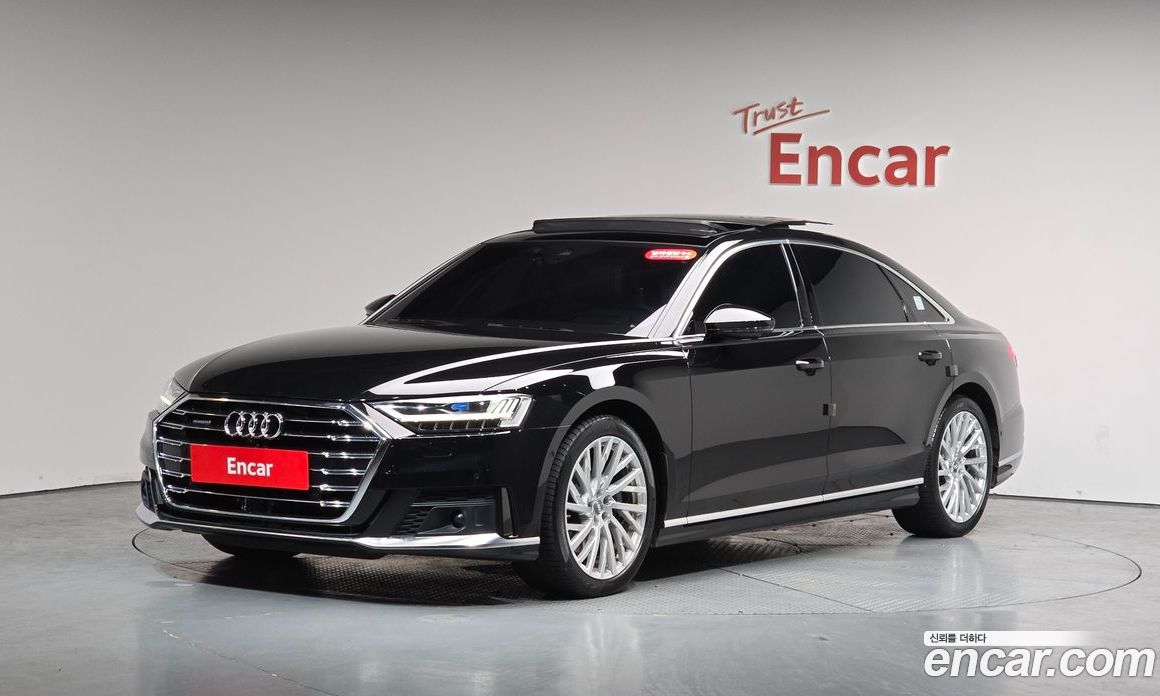 Audi A8 (D5)