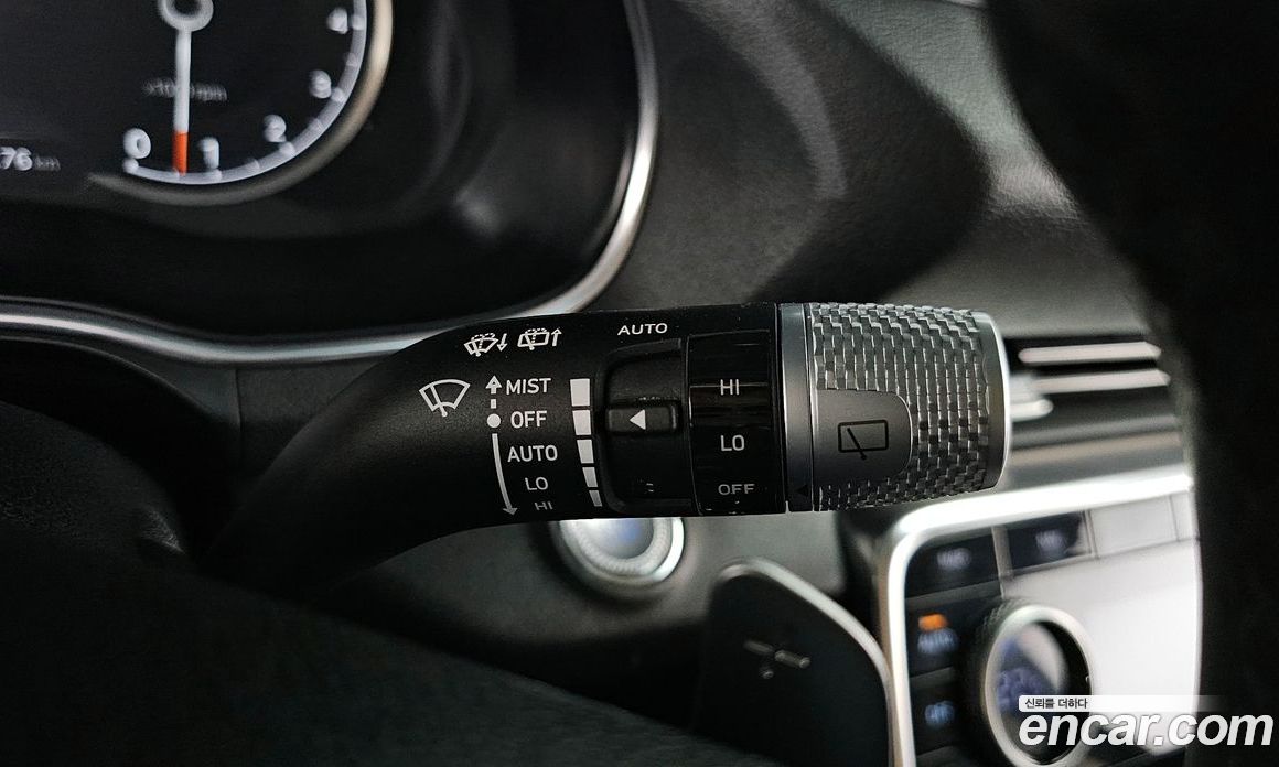 Genesis GV80 фото 32