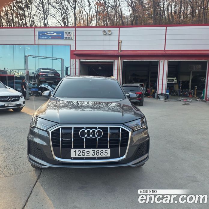 Audi Q7 (4M)