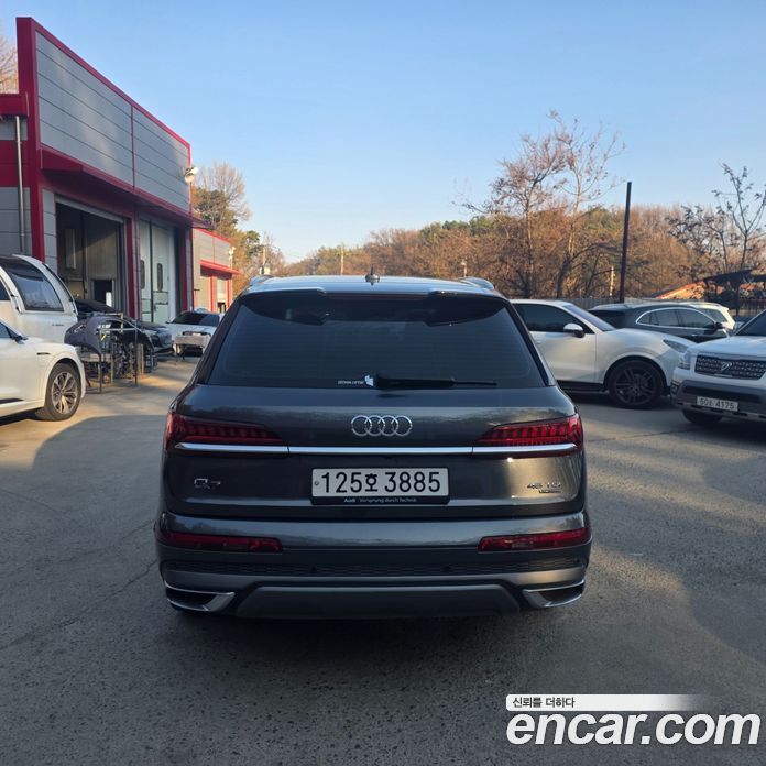Audi Q7 (4M) фото 4