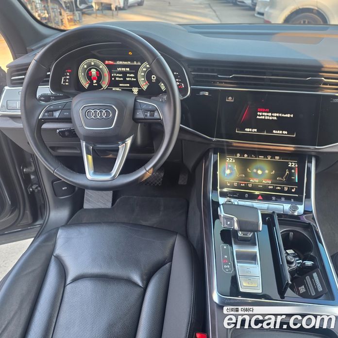 Audi Q7 (4M) фото 11