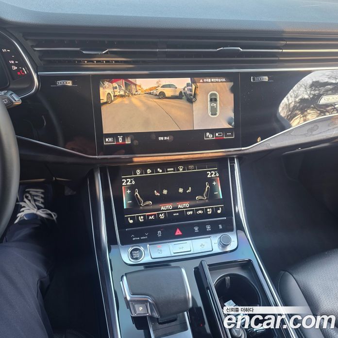Audi Q7 (4M) фото 16