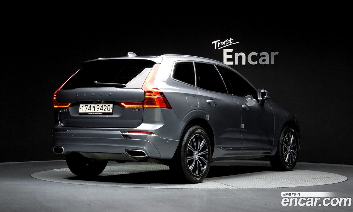 Volvo XC60 2nd Gen фото 2