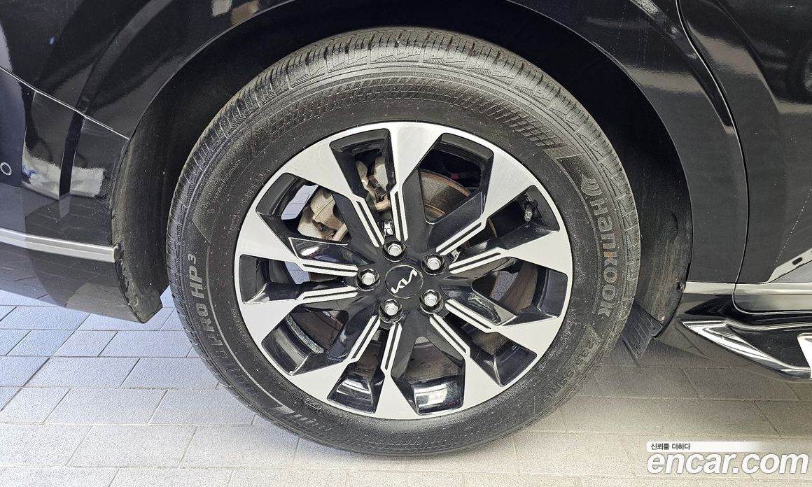 Kia Carnival 4th Gen фото 5